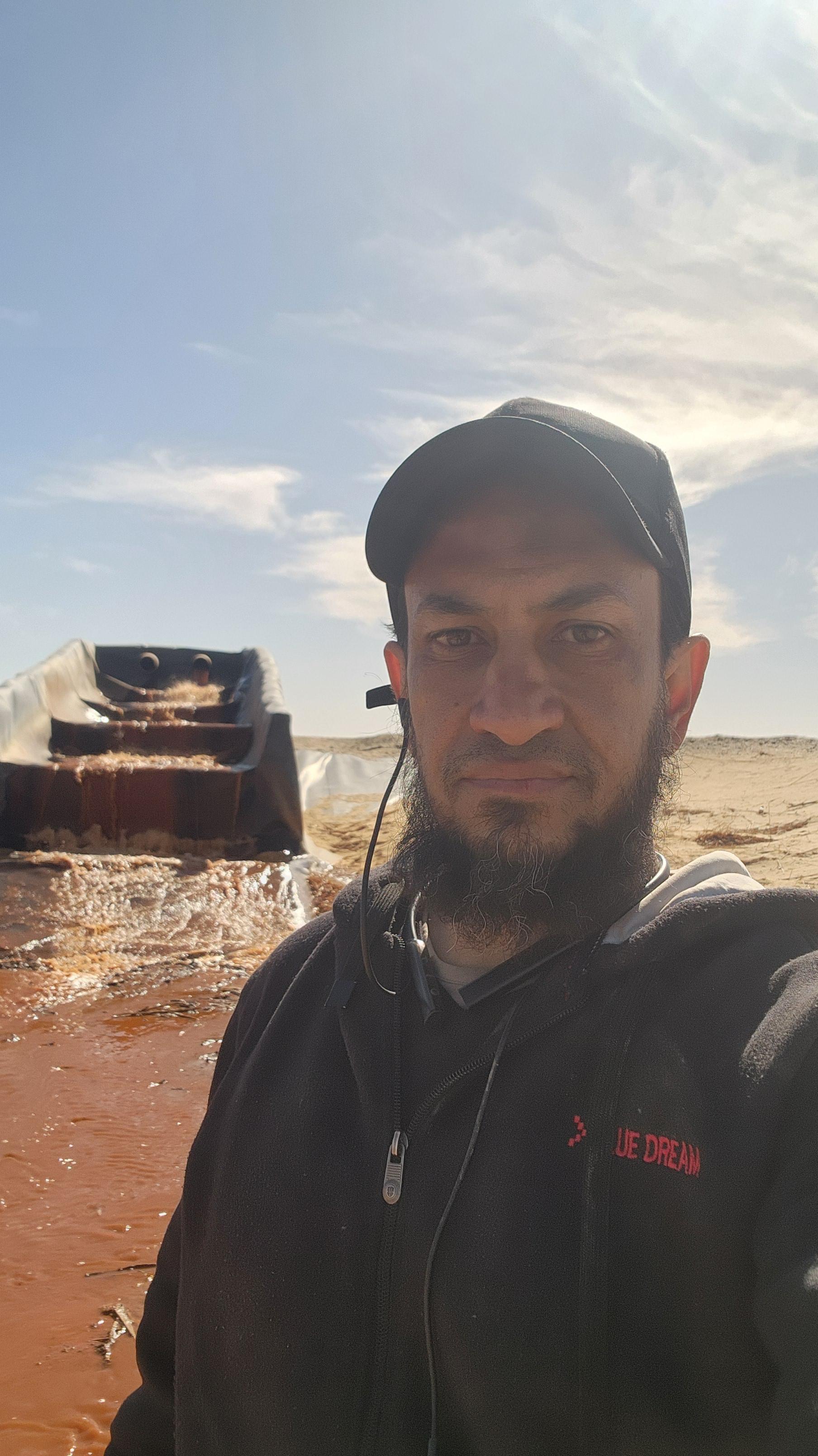 اول ضخ ماء في البحيرة 